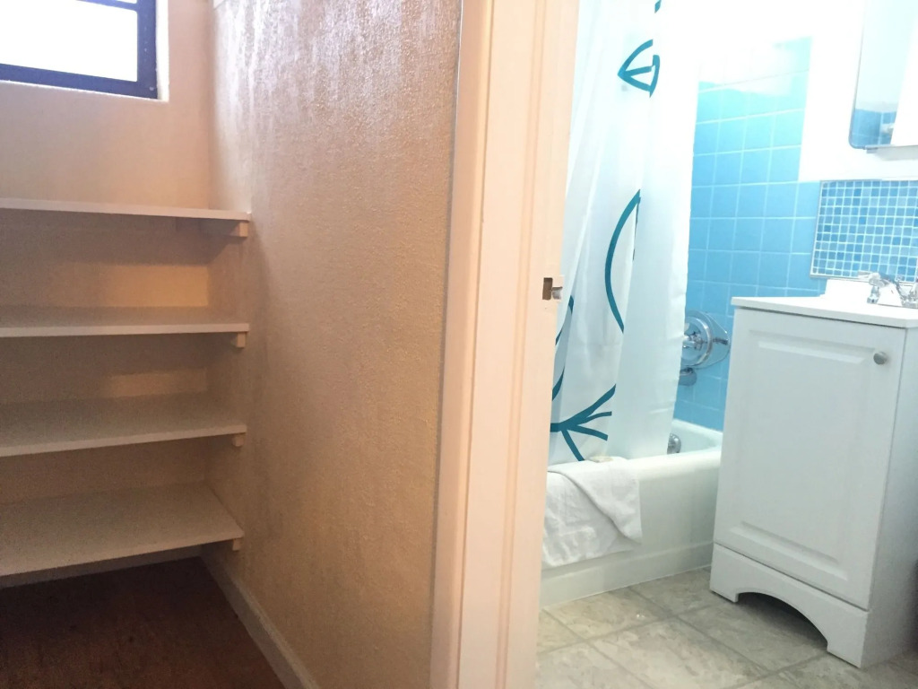 Silver Spray Motel