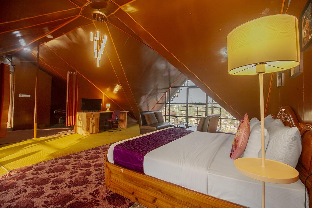 Mount Queens Hill Resort & Spa