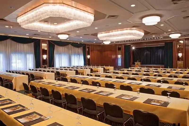 Maritim Grand Hotel