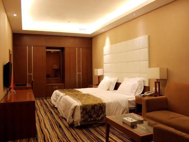 Felicity Hotel Shenzhen, Luohu Railway Station