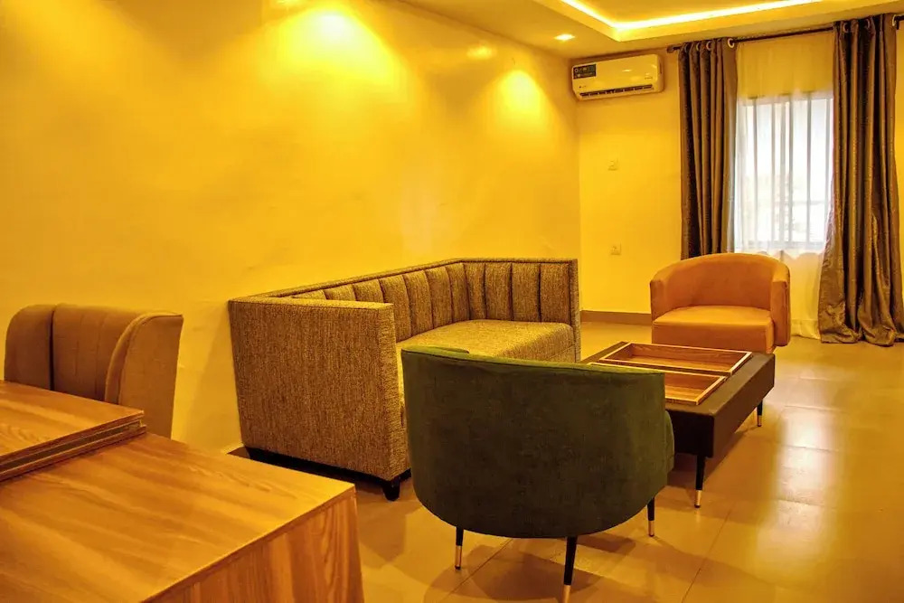 Debayview Hotel
