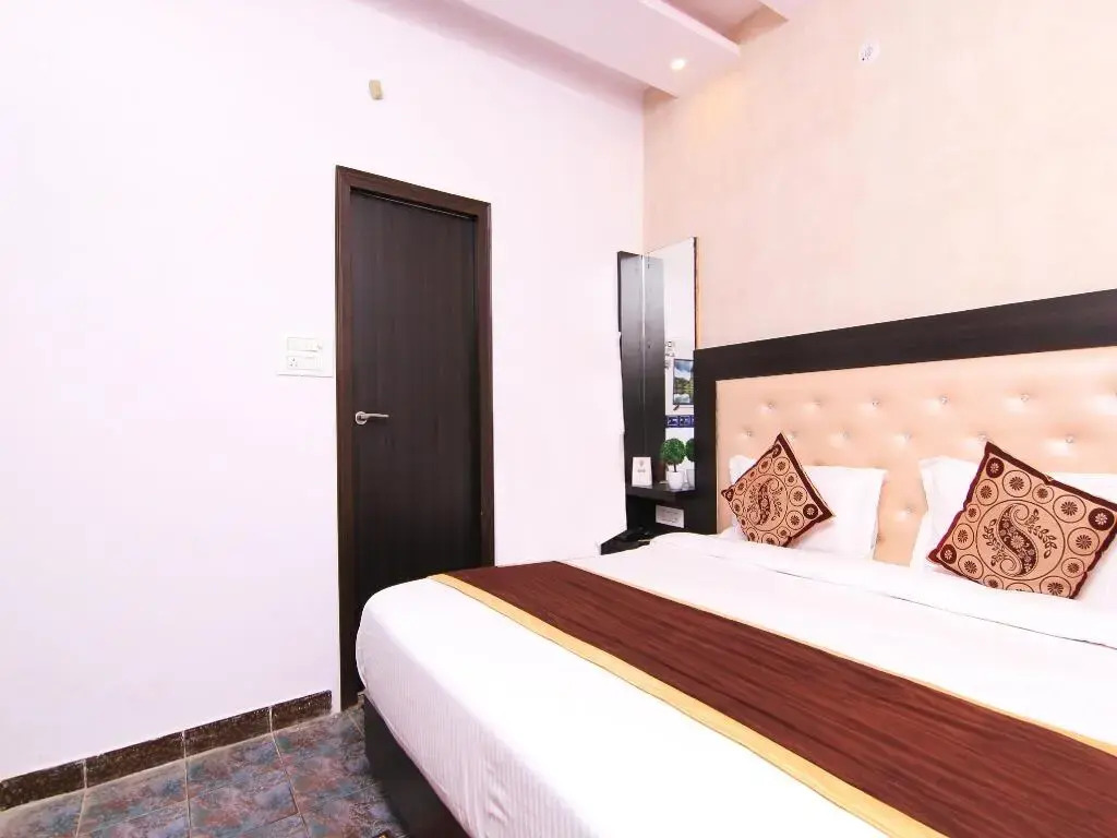 Hotel Rajput by OYO Rooms