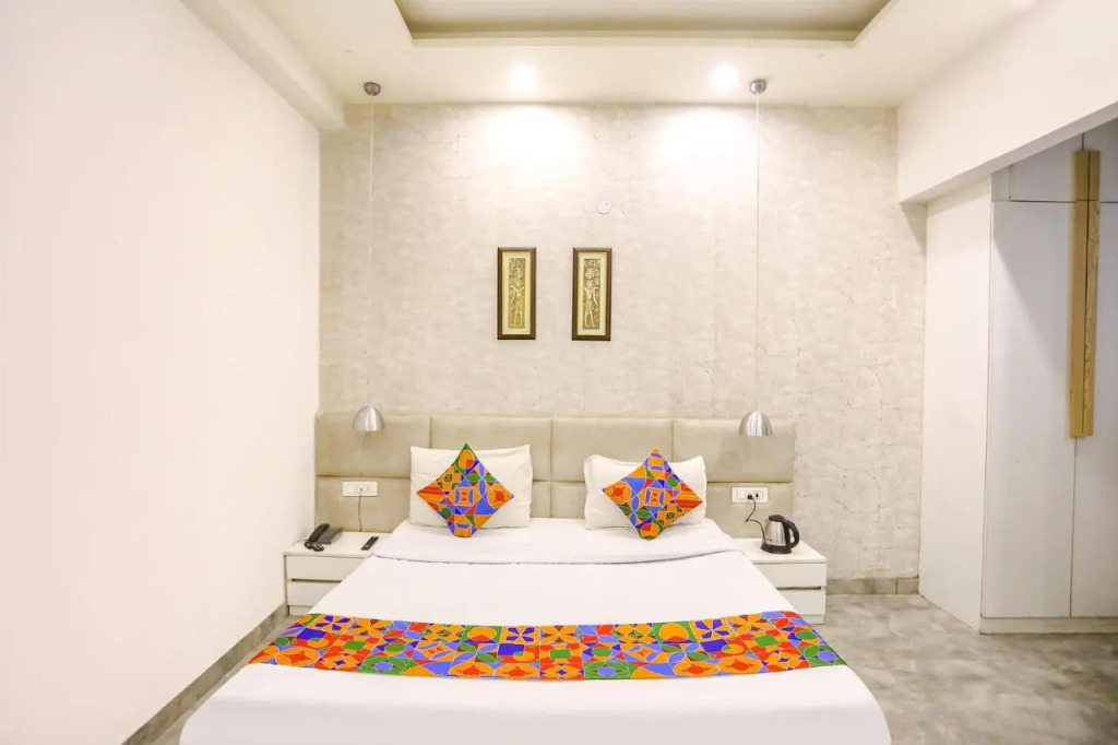FabHotel F9 Sector 19
