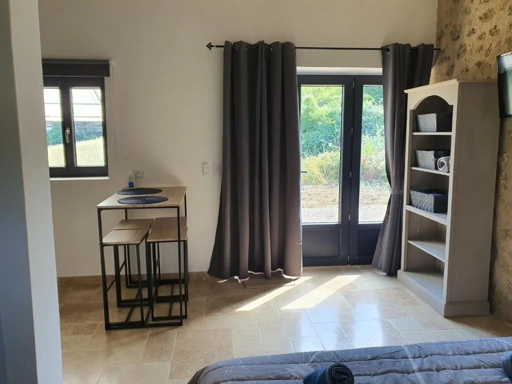 Bastide Bellugue Maison dhôtes réseau Bienvenue à La Ferme à 3 minutes de Lourmarin