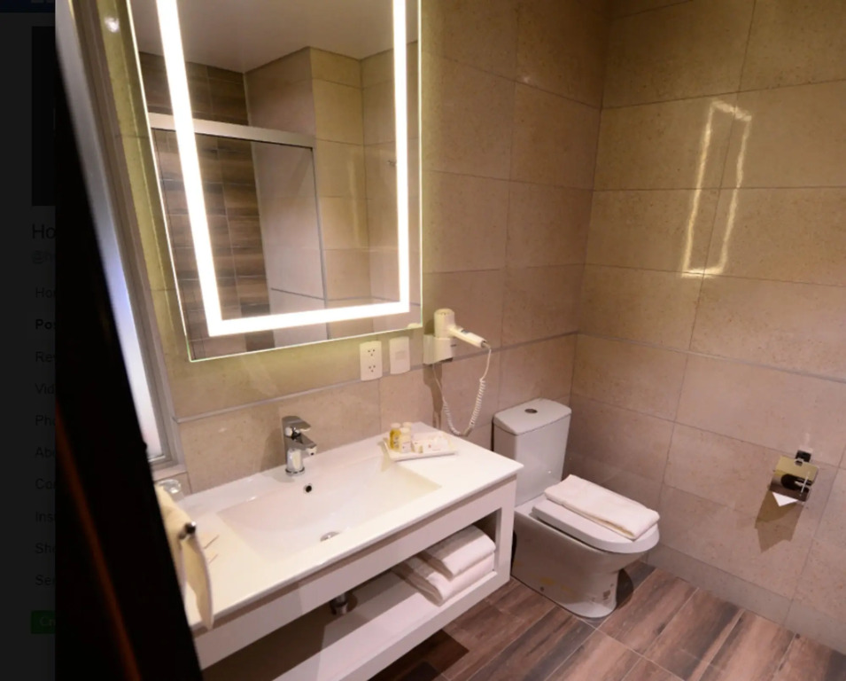 Hotel Rennova