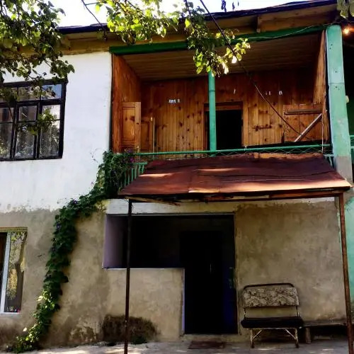 Guest House In Bagvdanari