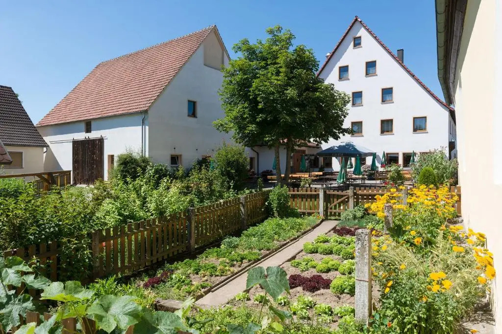 Gasthof-Pension Brauner Hirsch in Alfeld - Mittelfranken