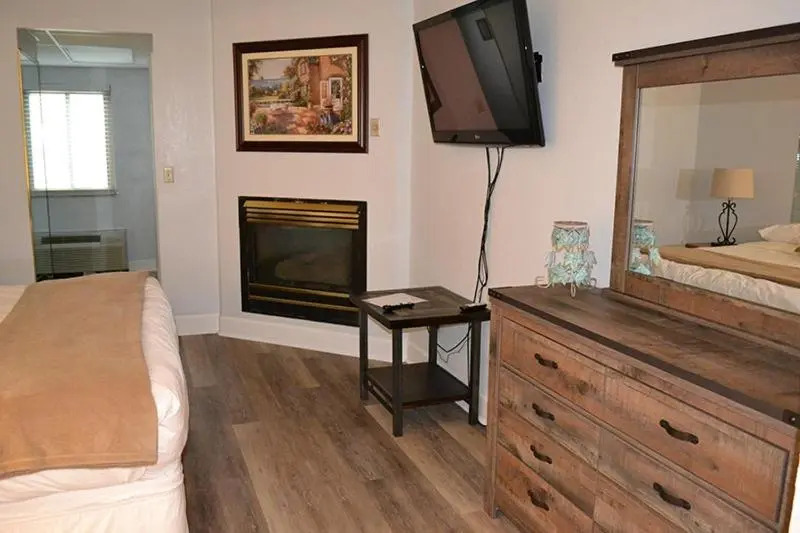 River Place Condos 409 1BD, 2Bath