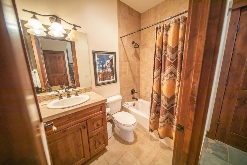 Keystone Sanctuary 248 by SummitCove Vacation Lodging