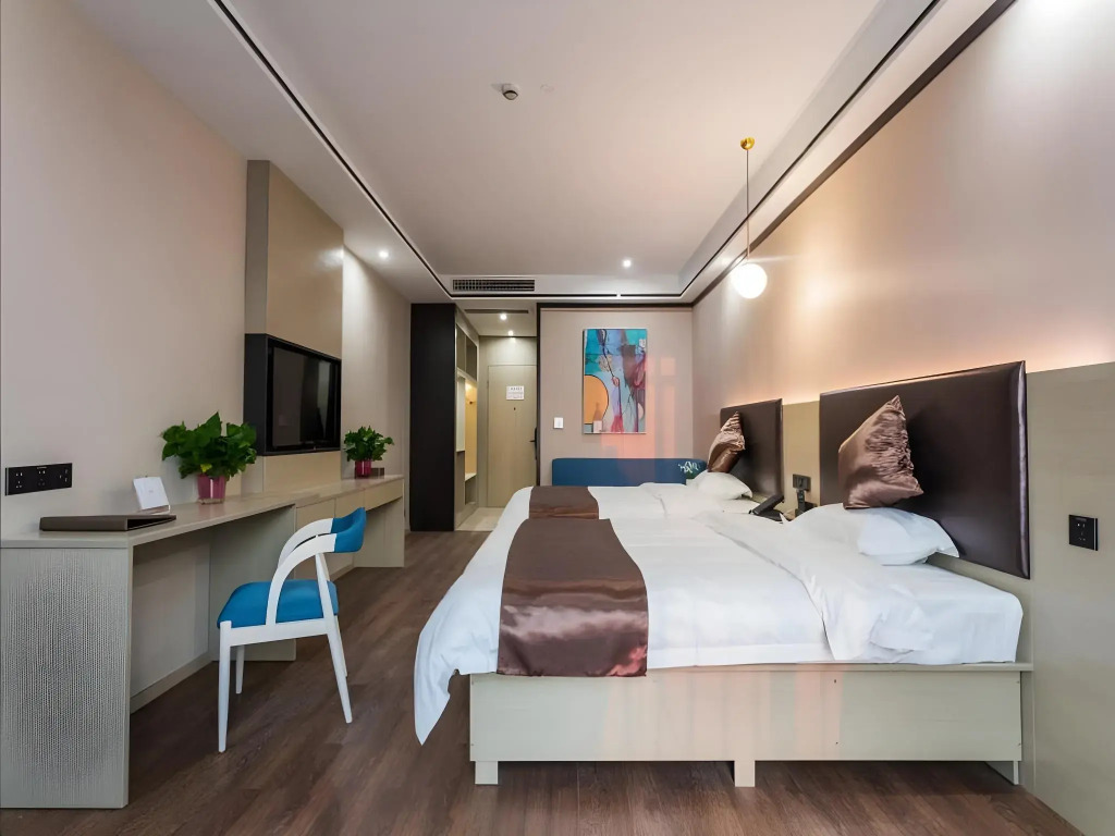 GYA Changzhou Wujin District Hutang New Era Furniture Plaza Hotel