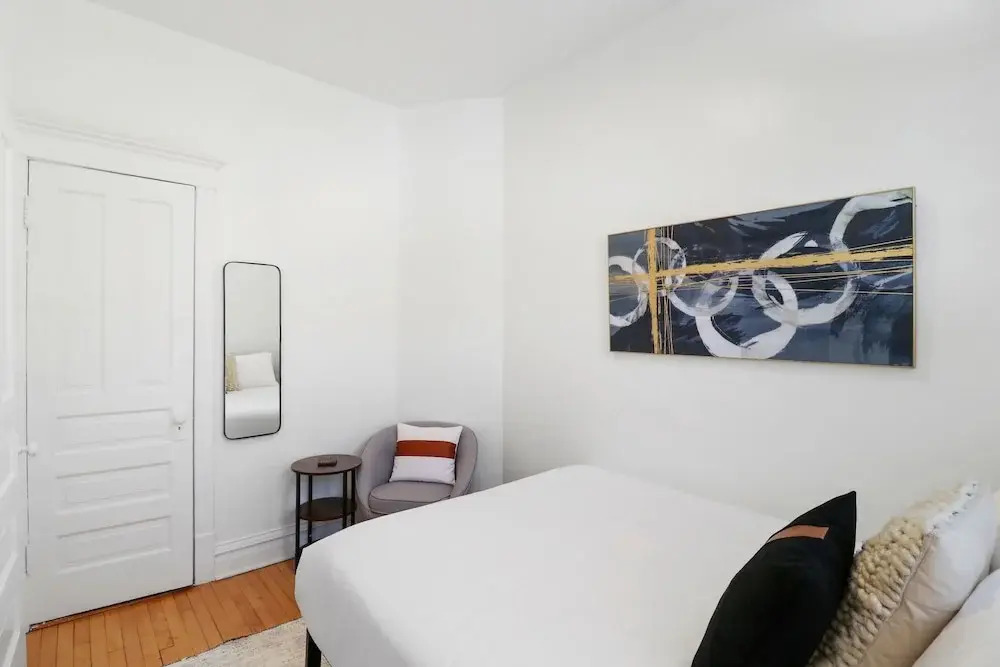 Stylish 2BR - Clark 2
