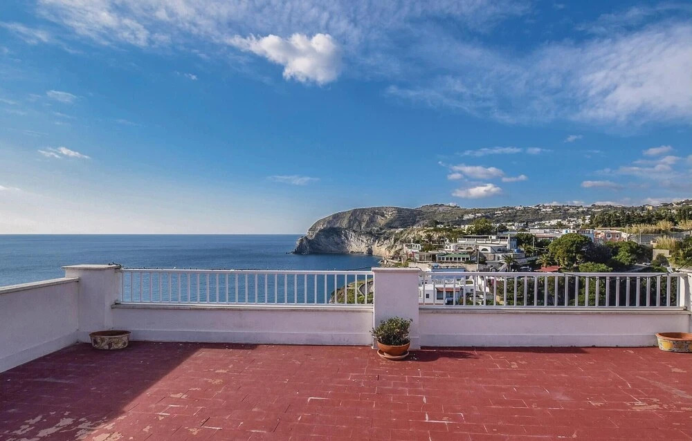 Amazing Apartment in Sant´angelo D´ischia With 1 Bedrooms and Wifi