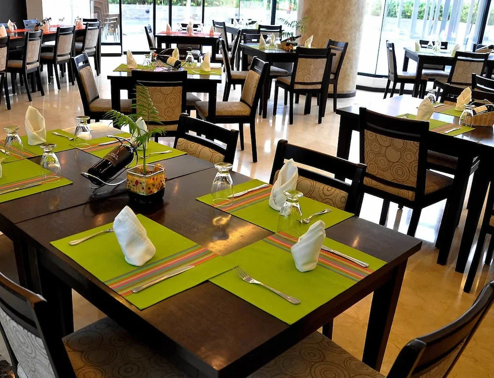 Eco Premium Palaza Meru
