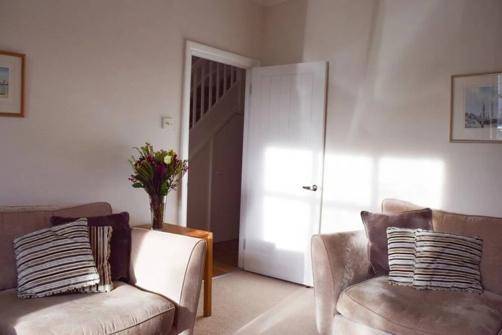 Stunning and Spacious 3 Bedroom House With Garden