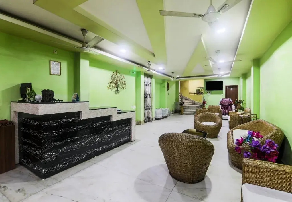 Hotel Am Palace by OYO Rooms