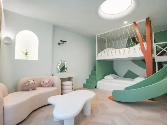 Shanghai Dino Star Holiday Home