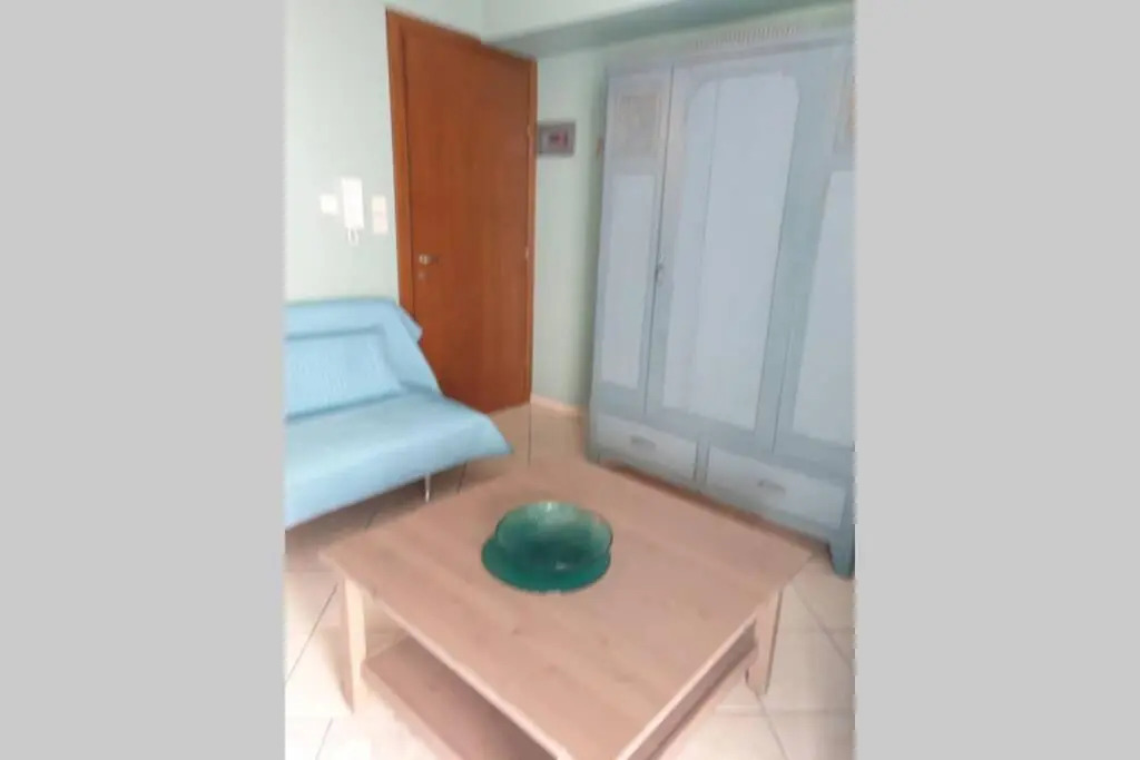 central studio very close to the port of Volos