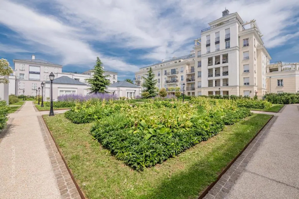 Plaza Belvédère 02