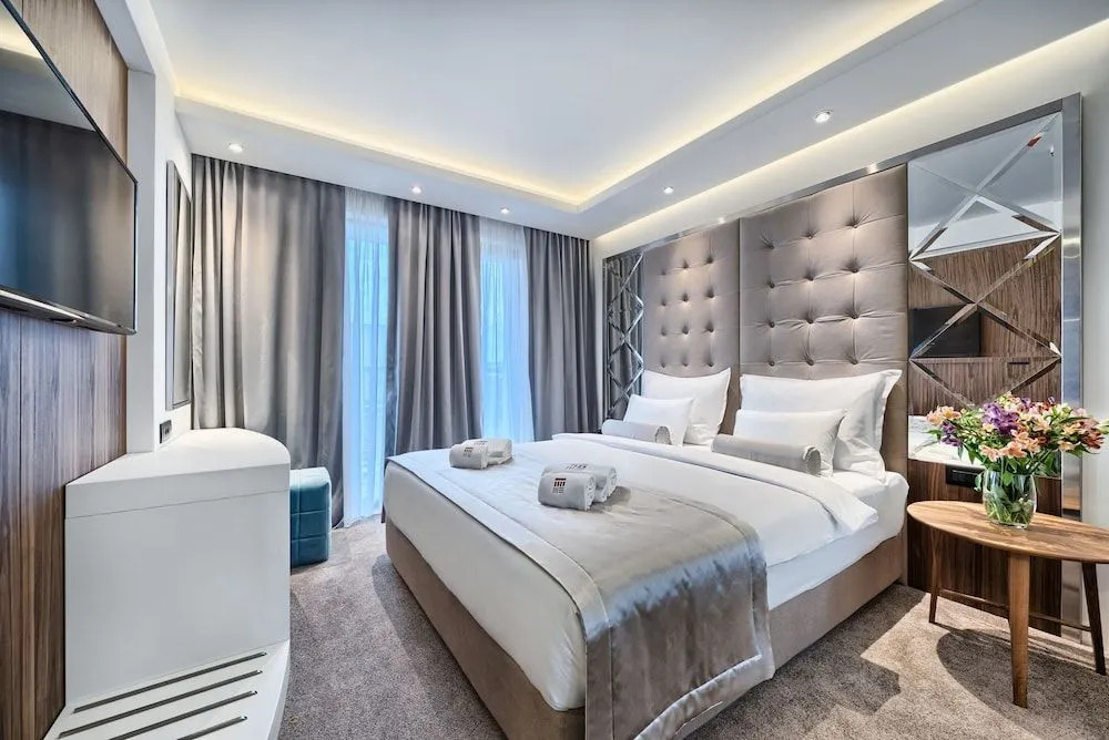 Time Boutique Hotel