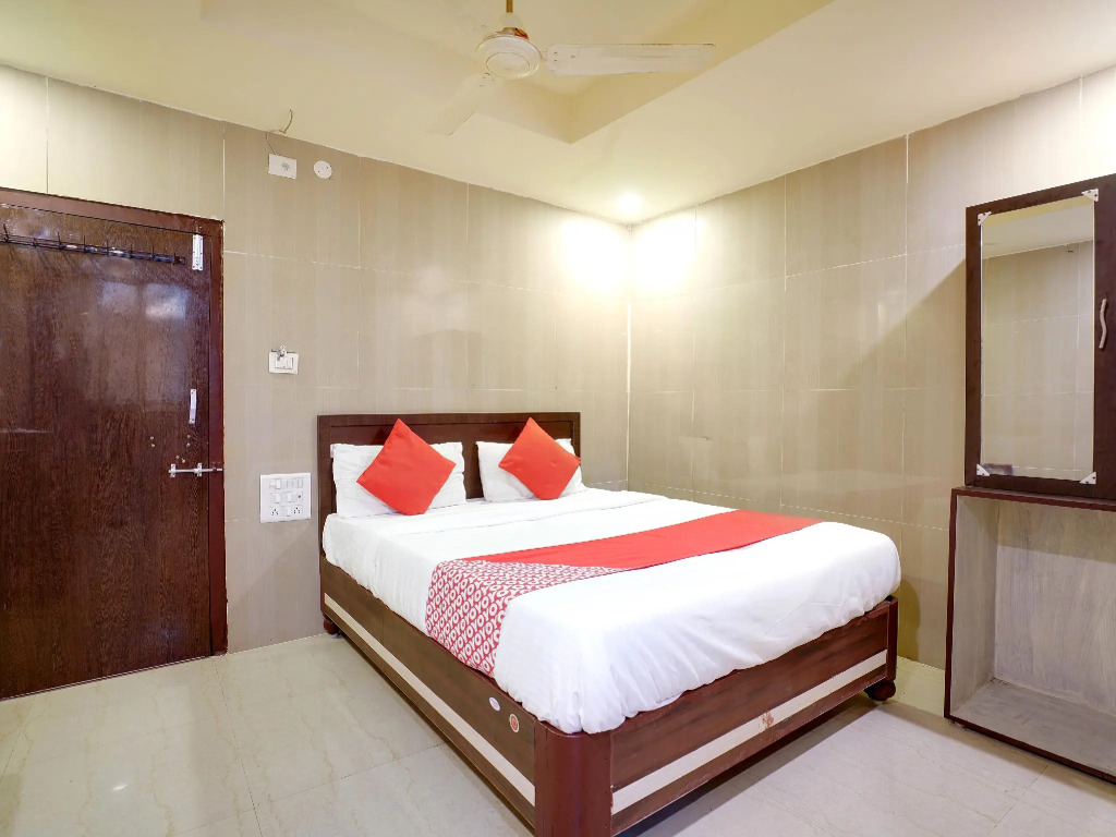 OYO Flagship 46788 Balaji Residency