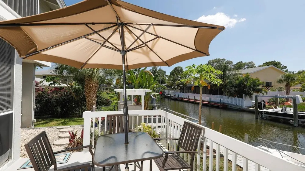 Lemon Bay Waterfront Condo w Patio