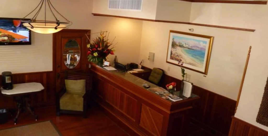 Lahaina Inn