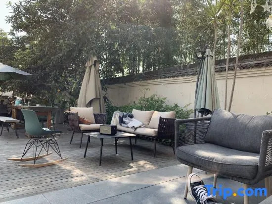 Encounter Boutique Hostel