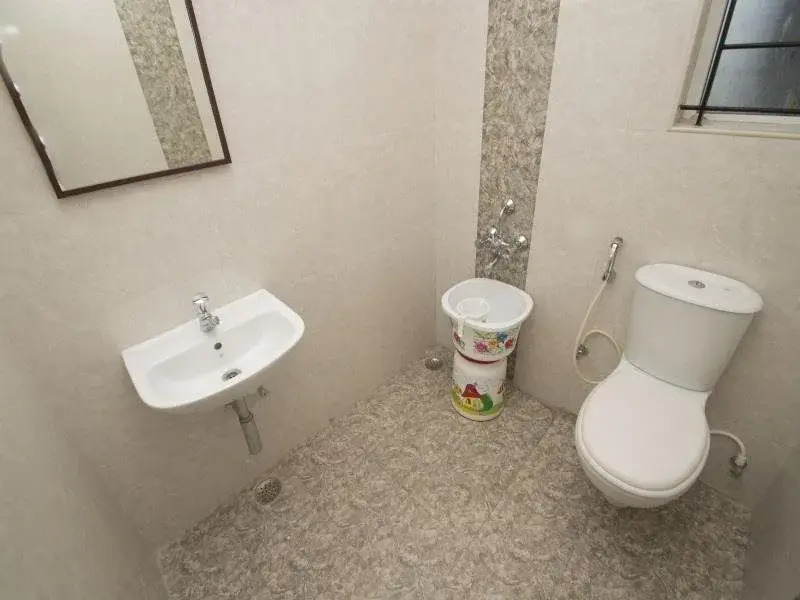 ThulasiRams Service Apartments