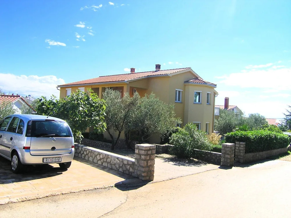 Apartments Ivan Marina