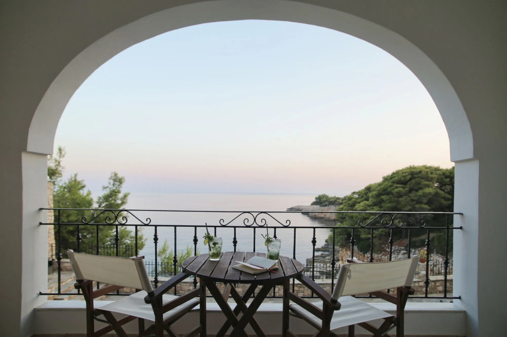 Yalis Hotel