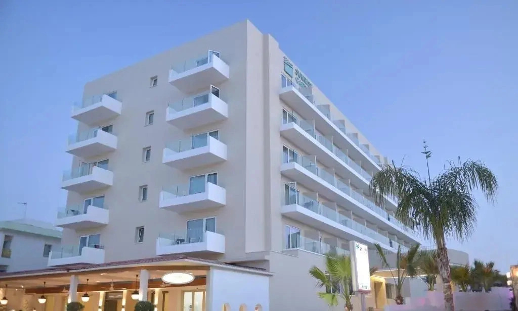 Sandra Hotel Apts