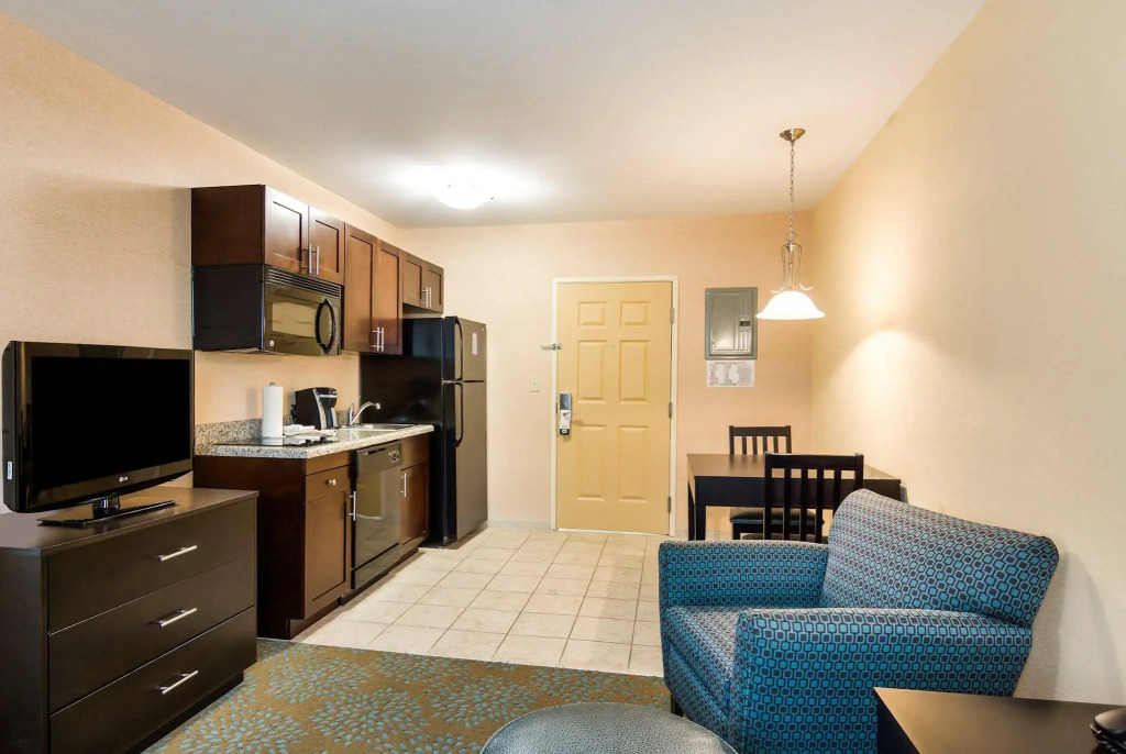 Candlewood Suites Stafford Quantico