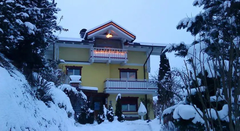 Ferienhaus Teglar