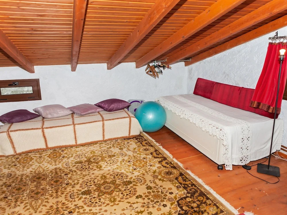 Restful Apartment in Istiaia With Patio