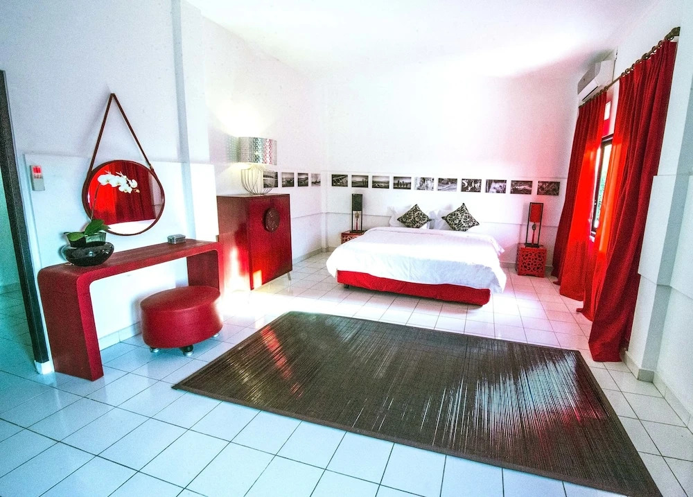 Black and Red Oberoi Villa