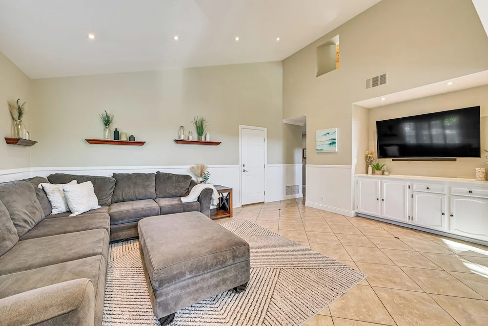 Walk to Lagoon! Luxe Coastal Escape w/ Pool Table