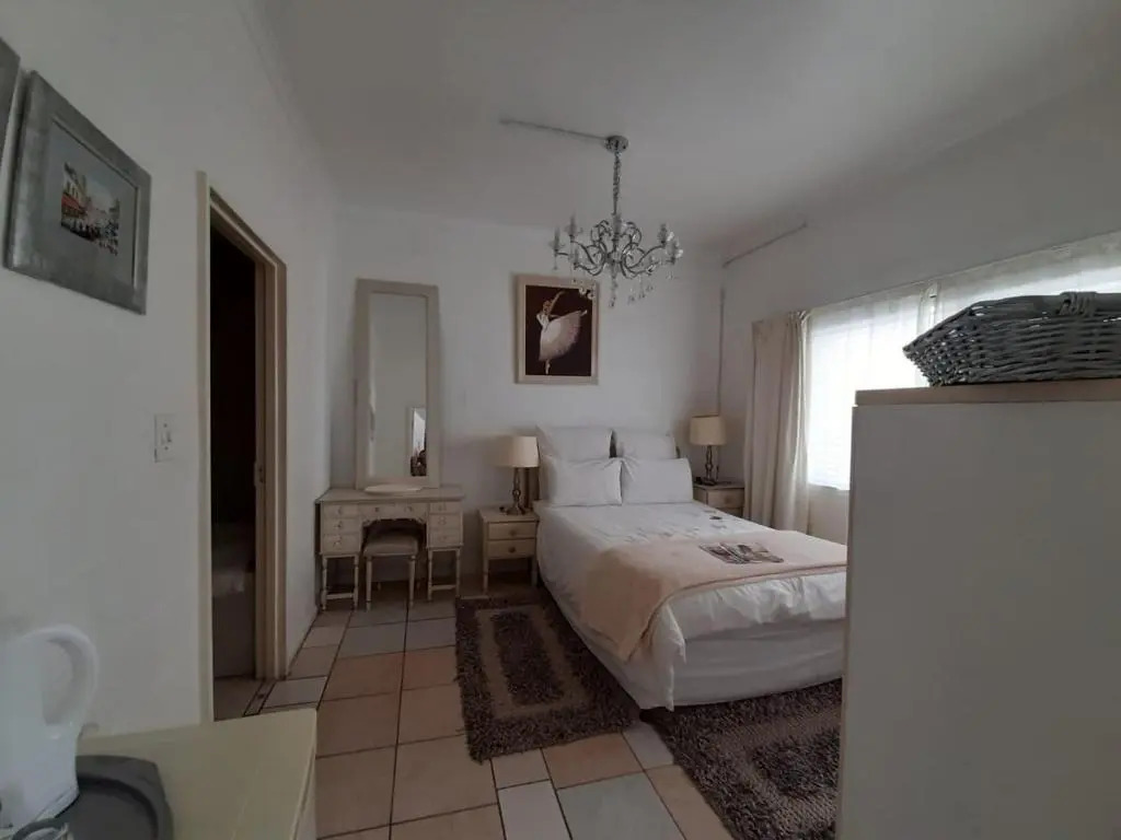 Au Plais De Langebaan at Palm Tree Villa