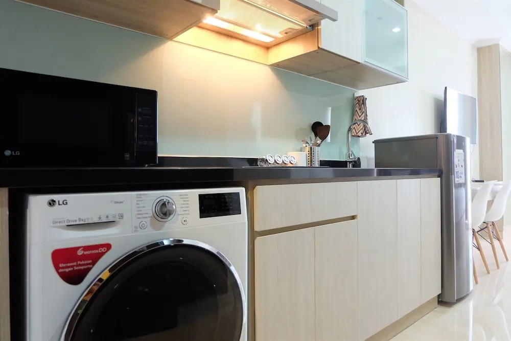 Strategic And Comfy Studio Menteng Park Apartment