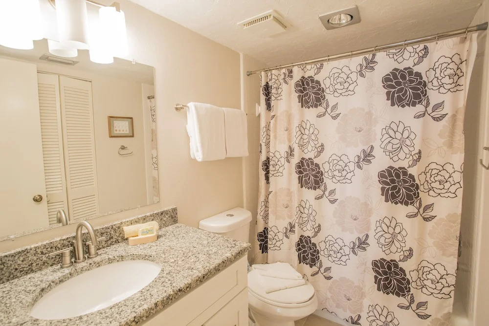 Gulf and Bay Club- C401 2 Bedrooms 2 Bathrooms Condo