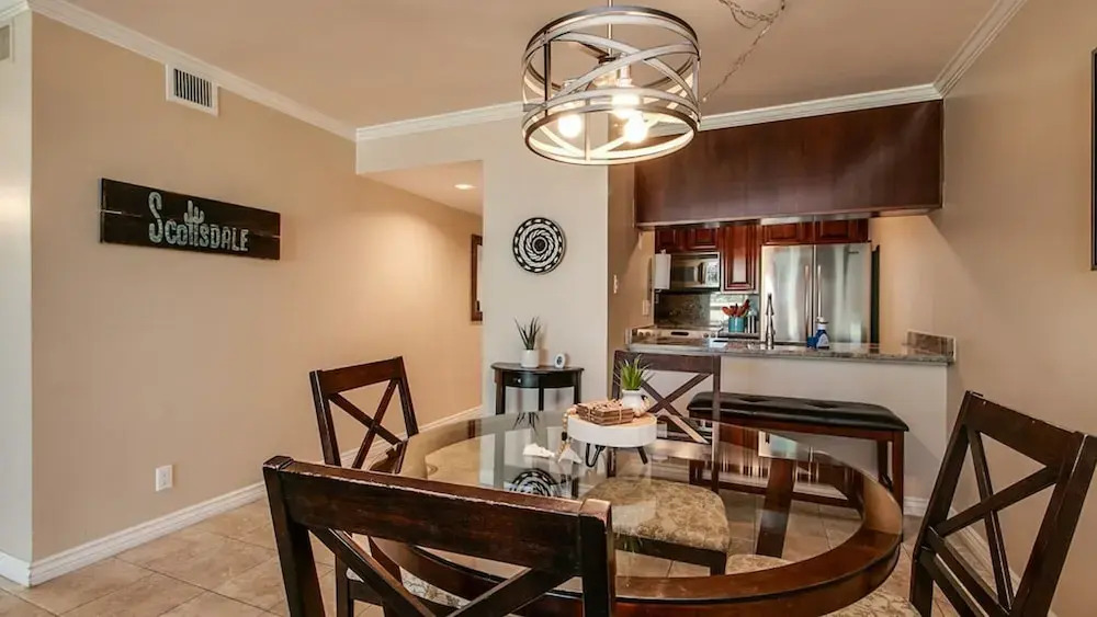 2 Bdrm Condo in the Heart of Old Town Scottsdale!