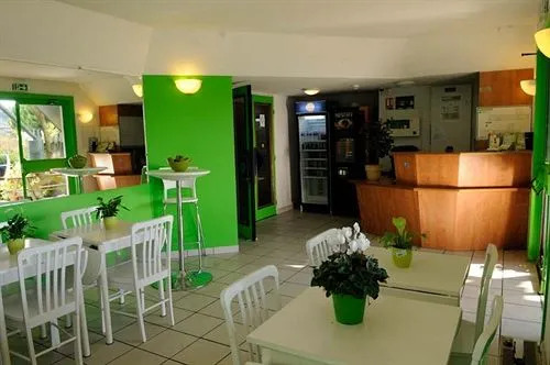 KYRIAD DIRECT BRIGNOLES - Provence Verte