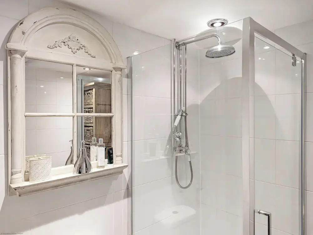 Unique Stay for Large Groups - Please Enquire!