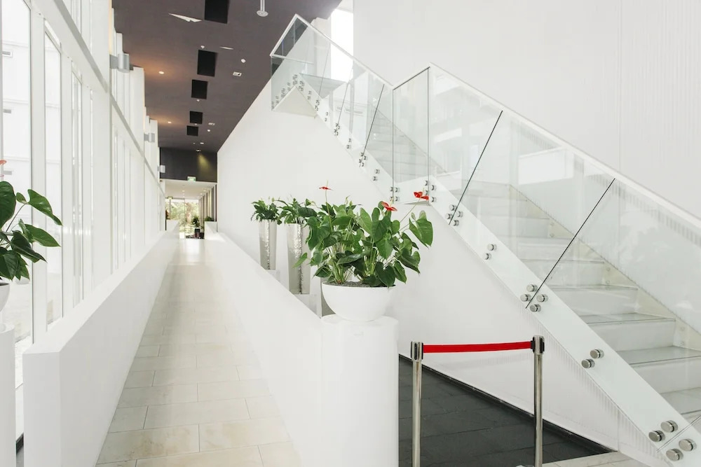 TOWNY - Studio Apartment with Sea Views
