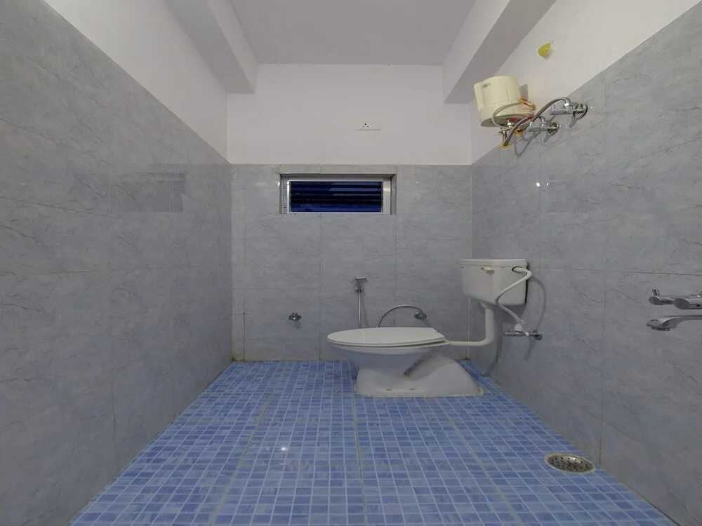 Dhanraj Residency by OYO Rooms