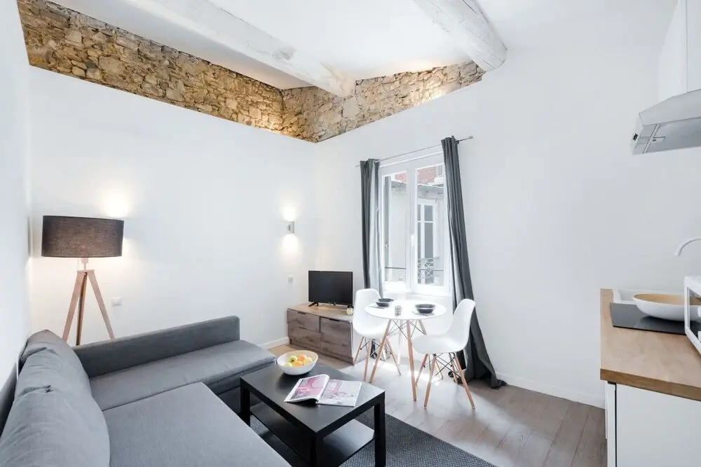 Charming Studio Central Location "rue de la Loge"!