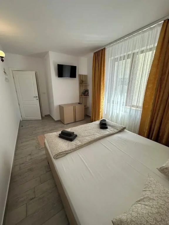 Serenity Apartments and Studios