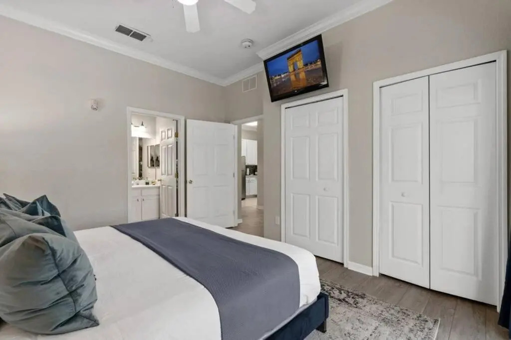 15 Min to Disney -Lux Resort- Toy Story Kids Room