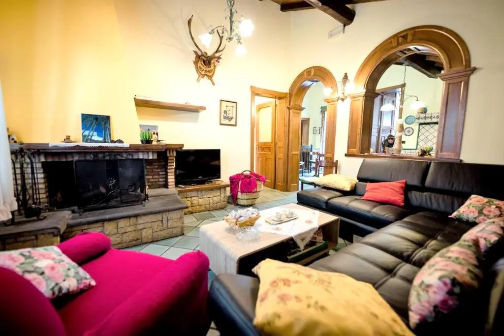 5 bedrooms house with wifi at Linguaglossa