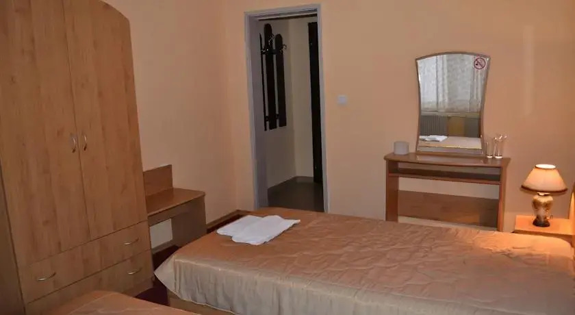 Druzhba Hotel
