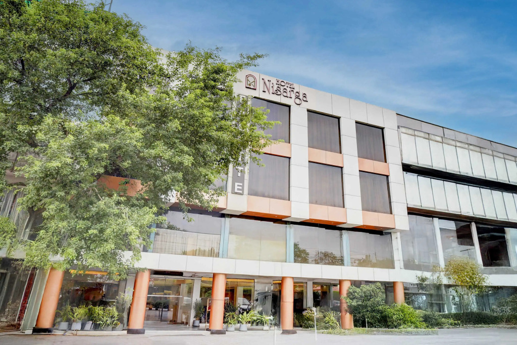 Palette Hotel Nisarga by CheckIn, Bhopal